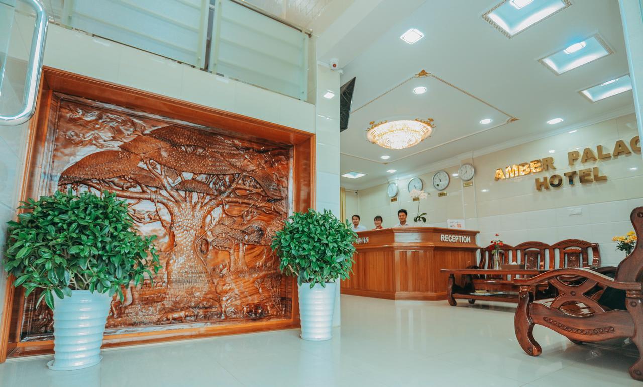 Amber Palace Hotel Myitkyina Bagian luar foto