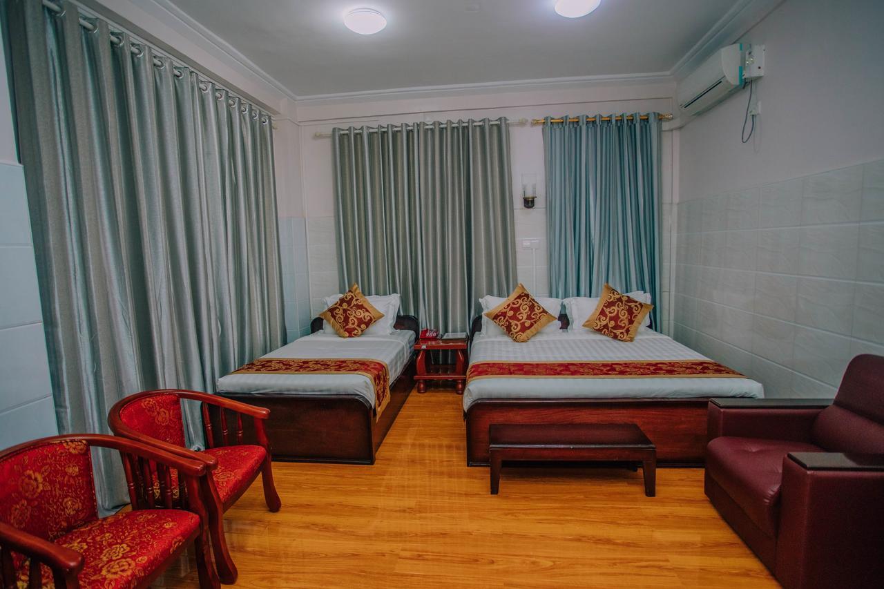 Amber Palace Hotel Myitkyina Bagian luar foto